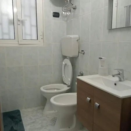 Fra Sole E Stelle Apartamento Bari